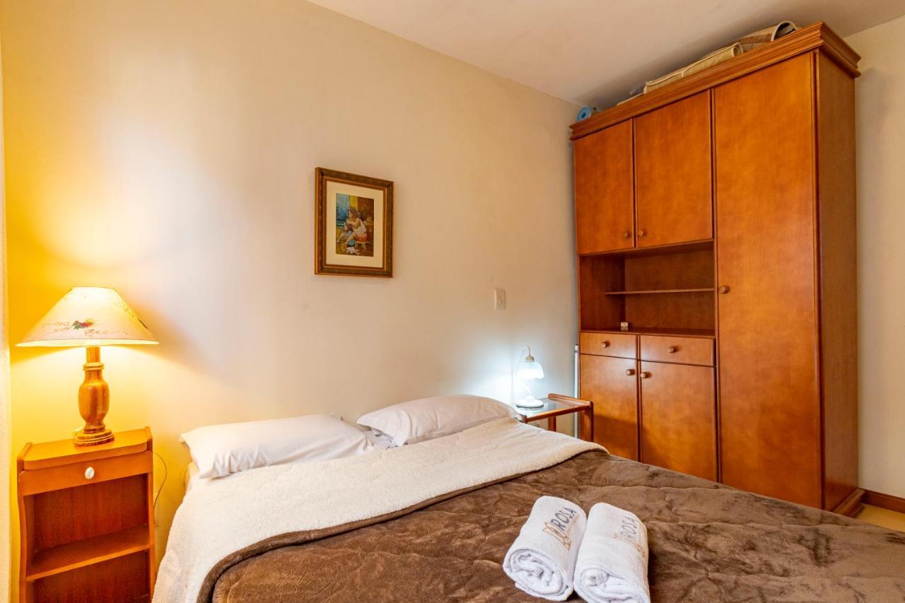 Rosa Apartamento Centro 11 *